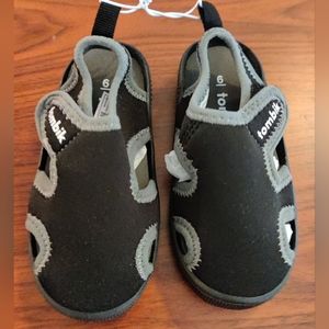 **** NWOT Boys Casual Cute TOMBIK Sandals (6 Toddler)